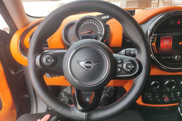 Used MINI Clubman 2018 2.0T COOPER S Classic Edition Steering Wheel