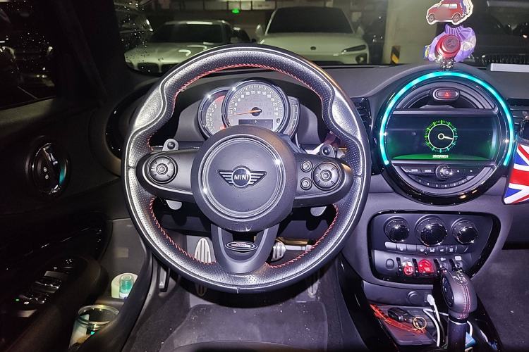 Used MINI Clubman 2018 2.0T COOPER S Racing Driver Steering Wheel