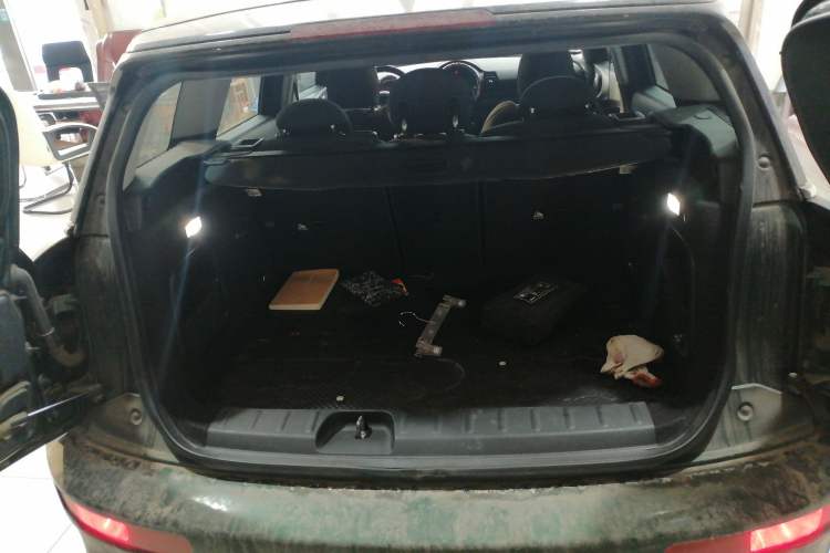 Used MINI Clubman 2018 2.0T COOPER S Classic Edition Trunk