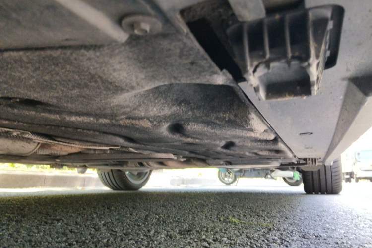 Used MINI Clubman  Chassis Front Left