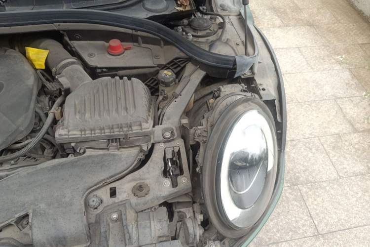Used MINI Clubman 2018 1.5T COOPER Artist Engine Bay Left