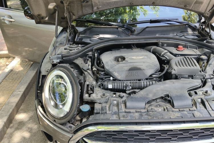 Used MINI Clubman  Engine Bay Right