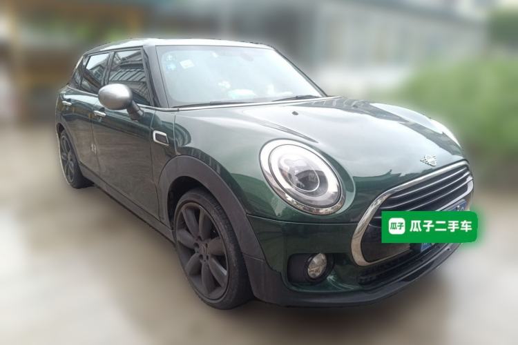 Used MINI Clubman 2018 1.5T COOPER Artist Front Right 45 Deg
