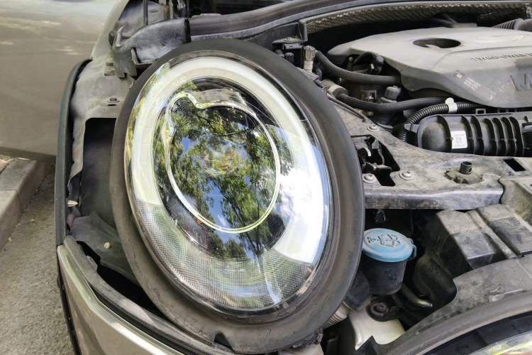 Used MINI Clubman  Right Front Headlight