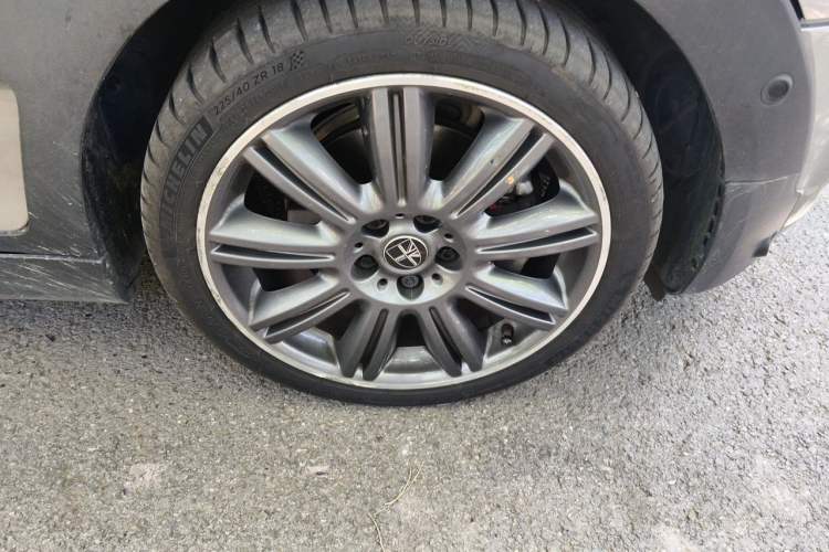 Used MINI Clubman  Right Front Wheel Hub