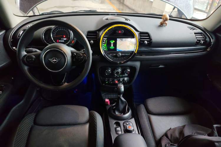 Used MINI Clubman 2018 1.5T COOPER Classic Edition Center Console