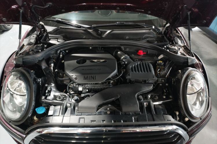 Used MINI Clubman 2018 1.5T COOPER Classic Edition Engine Bay