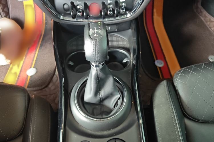 Used MINI Clubman 2018 1.5T COOPER Artist Gear Lever