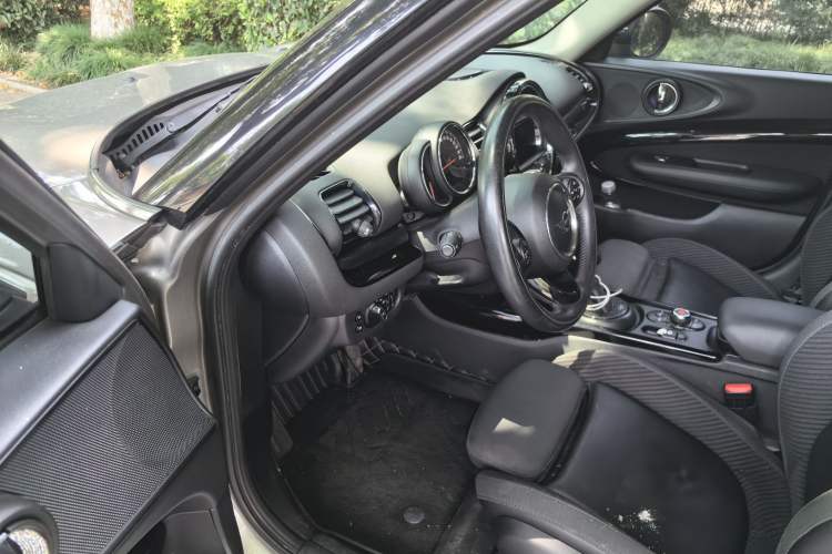 Used MINI Clubman 2018 1.5T COOPER Classic Edition Driver Seat