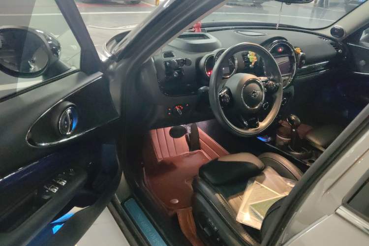 Used MINI Clubman 2018 2.0T COOPER S Artist Driver Seat