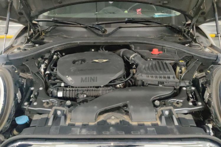 Used MINI Clubman 2018 2.0T COOPER S Artist Engine Bay
