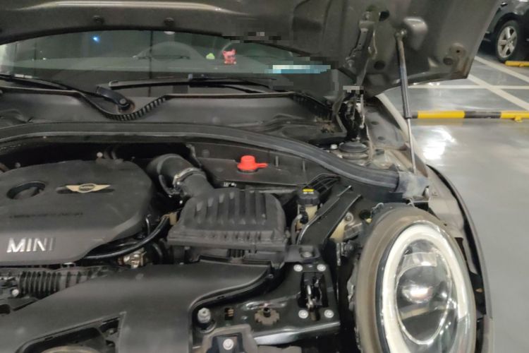Used MINI Clubman 2018 2.0T COOPER S Artist Engine Bay Left