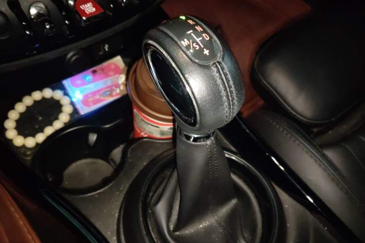 Used MINI Clubman 2018 2.0T COOPER S Artist Gear Lever