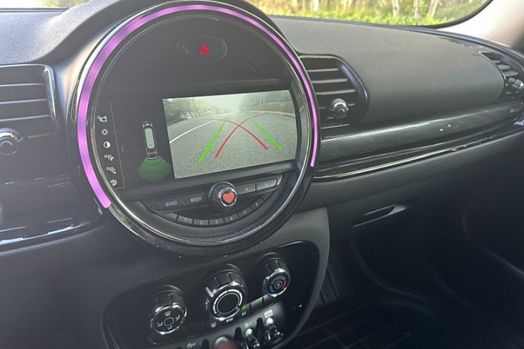 Used MINI Clubman 2018 1.5T COOPER Classic Edition Interior 2