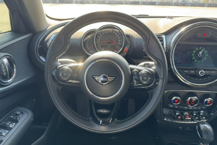 Used MINI Clubman 2018 2.0T COOPER S Artist Interior 9