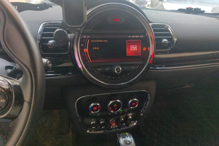 Used MINI Clubman 2018 2.0T COOPER S Artist Audio And AC Panel