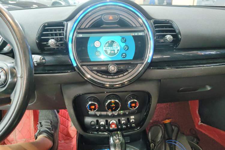 Used MINI Clubman 2018 2.0T COOPER S Classic Edition Audio And AC Panel