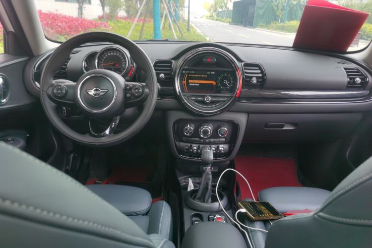 Used MINI Clubman 2018 1.5T COOPER Classic Edition Center Console