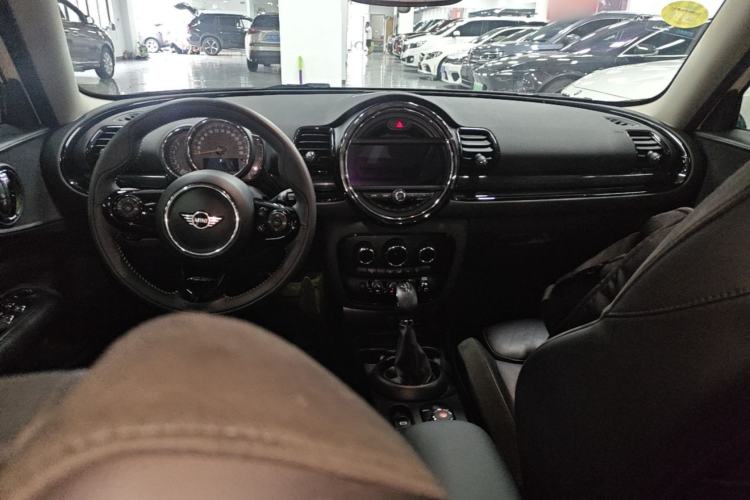 Used MINI Clubman 2018 1.5T COOPER Artist Center Console