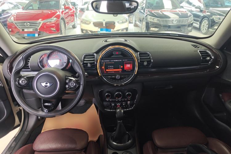 Used MINI Clubman 2018 1.5T COOPER Artist Center Console