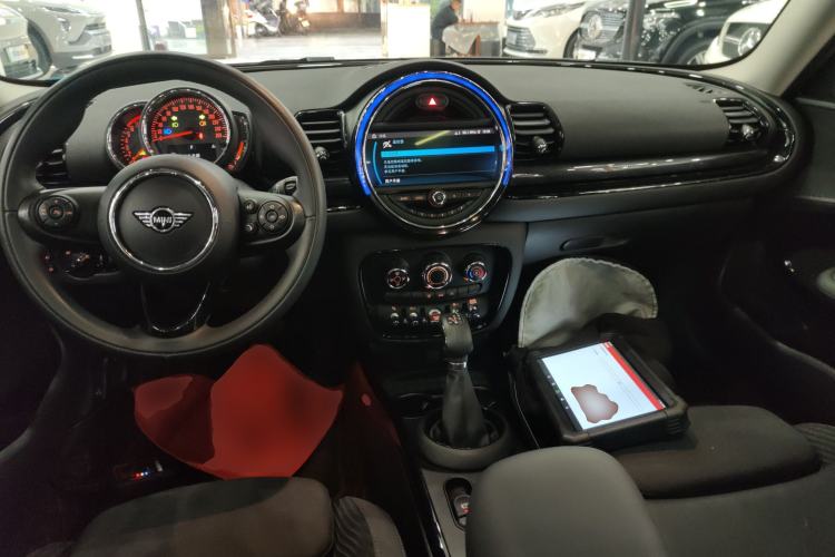 Used MINI Clubman 2018 1.5T COOPER Classic Edition Center Console
