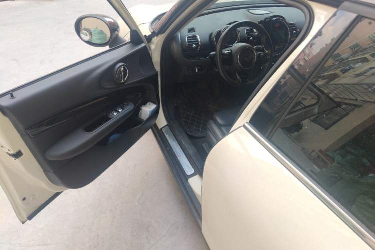 Used MINI Clubman 2018 2.0T COOPER S Artist Driver Seat