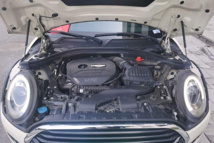 Used MINI Clubman 2018 1.5T COOPER Classic Edition Engine Bay