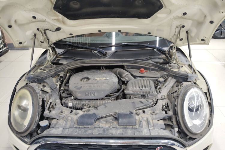 Used MINI Clubman 2018 2.0T COOPER S Classic Edition Engine Bay