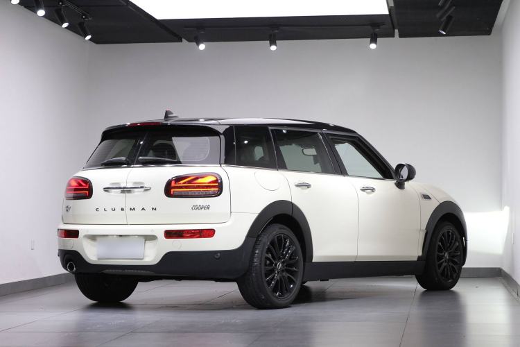 Used MINI Clubman 2018 1.5T COOPER Classic Edition Exterior 4