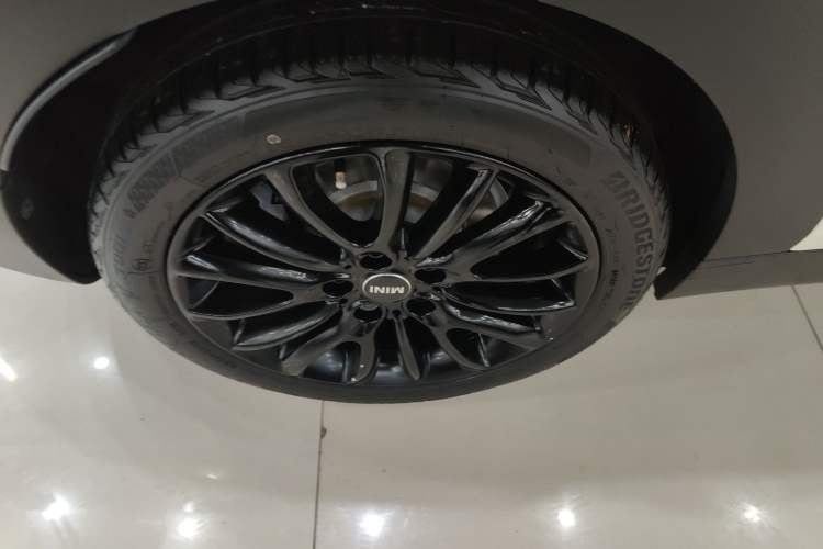 Used MINI Clubman 2018 1.5T COOPER Classic Edition Exterior 5
