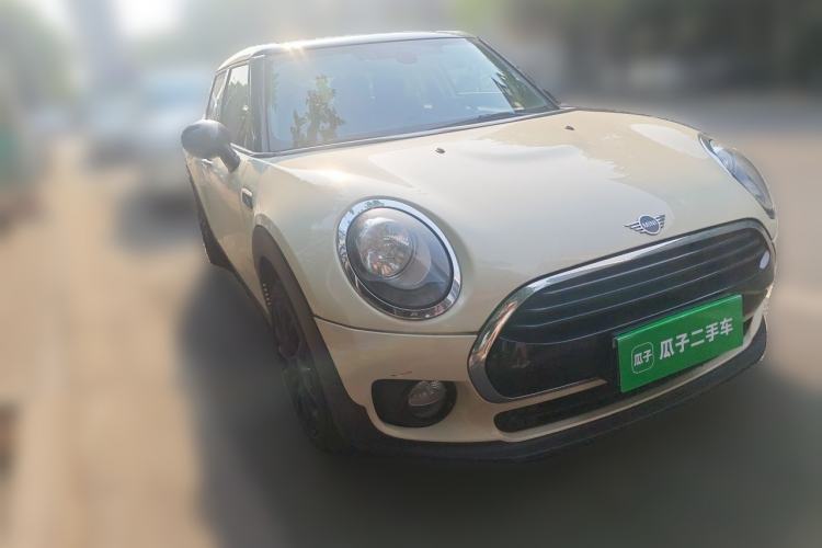 Used MINI Clubman 2018 1.5T COOPER Classic Edition Front Right 45 Deg