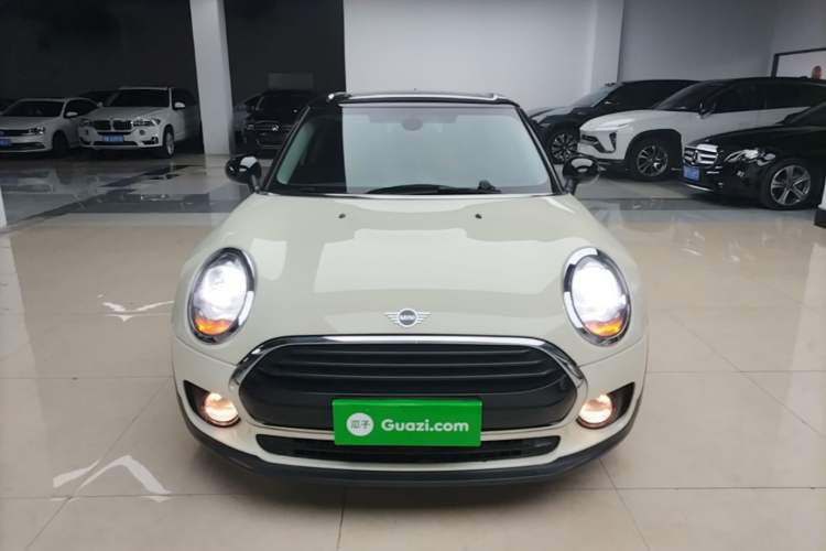 Used MINI Clubman 2018 1.5T COOPER Classic Edition Front