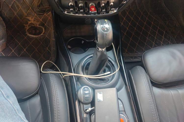 Used MINI Clubman 2018 2.0T COOPER S Artist Gear Lever