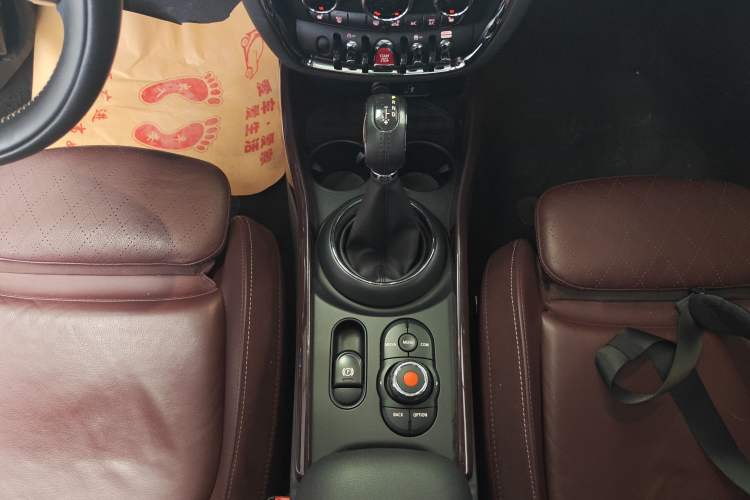 Used MINI Clubman 2018 1.5T COOPER Artist Gear Lever