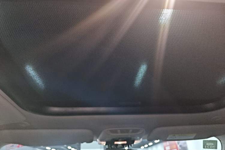 Used MINI Clubman 2018 1.5T COOPER Artist Headliner