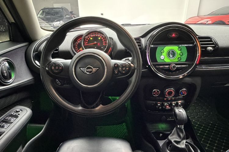 Used MINI Clubman 2018 1.5T COOPER Classic Edition Interior 11