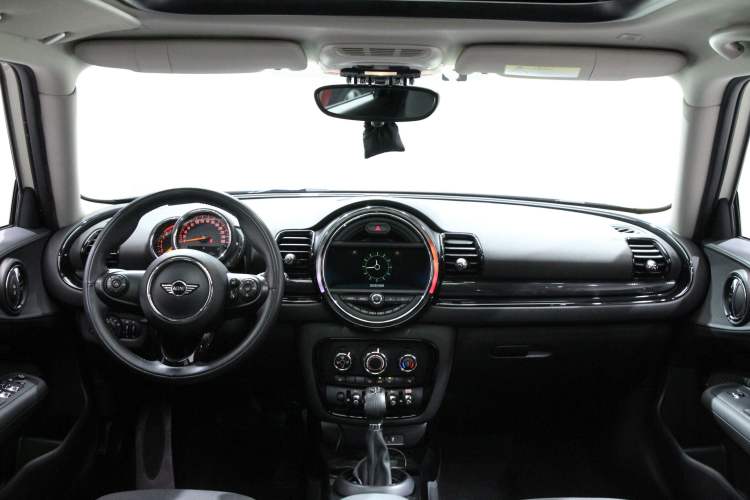 Used MINI Clubman 2018 1.5T COOPER Classic Edition Interior 3