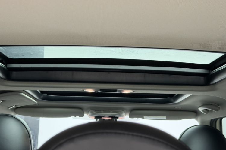 Used MINI Clubman 2018 1.5T COOPER Classic Edition Interior 3