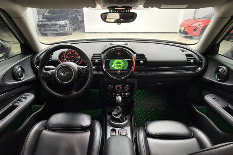 Used MINI Clubman 2018 1.5T COOPER Classic Edition Interior 8