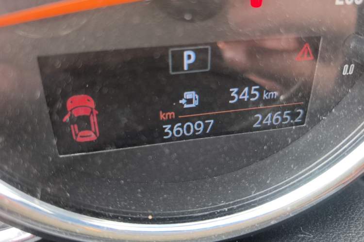 Used MINI Clubman 2018 1.5T COOPER Artist Odometer Close Up