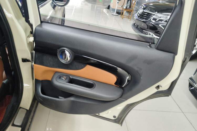 Used MINI Clubman 2018 2.0T COOPER S Classic Edition Right Rear Door Interior