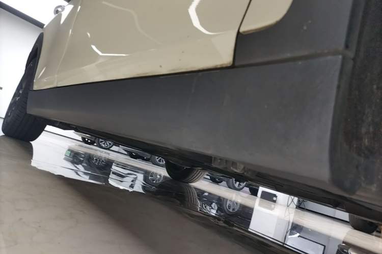 Used MINI Clubman 2018 1.5T COOPER Classic Edition Right Side Sill
