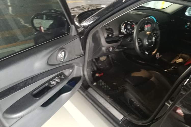 Used MINI Clubman 2019 2.0T COOPER S Driver Seat