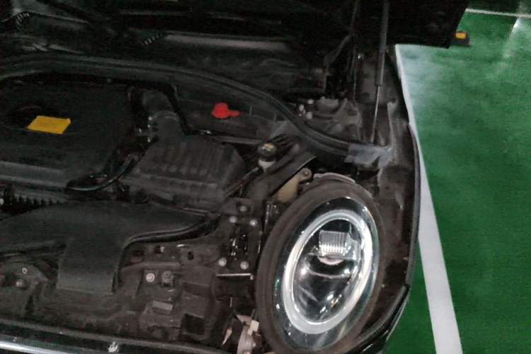 Used MINI Clubman 2019 1.5T COOPER Connoisseur Engine Bay Left