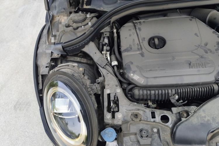Used MINI Clubman 2019 2.0T COOPER S Engine Bay Right