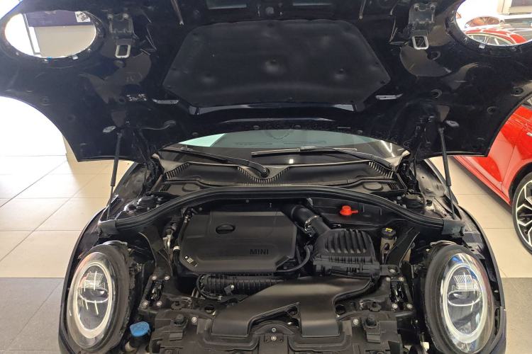 Used MINI Clubman 2019 1.5T COOPER Connoisseur Engine Bay