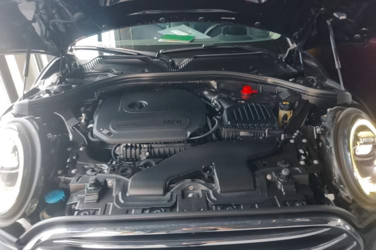 Used MINI Clubman 2019 1.5T COOPER Connoisseur Engine Bay