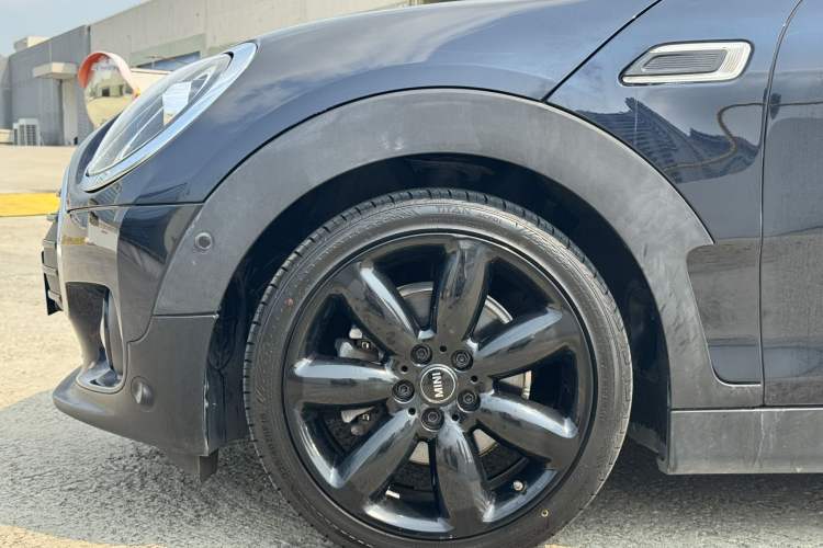Used MINI Clubman 2019 1.5T COOPER Connoisseur Exterior 10