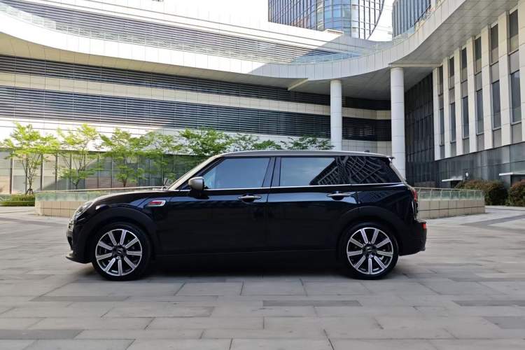 Used MINI Clubman 2019 1.5T COOPER Connoisseur Exterior 3