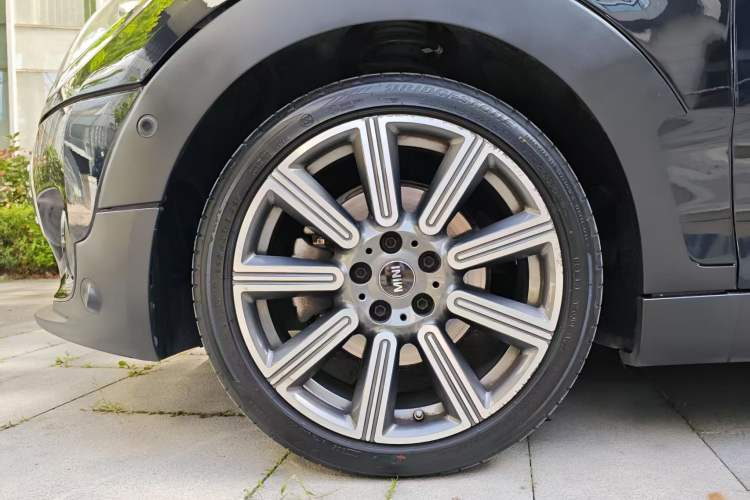 Used MINI Clubman 2019 1.5T COOPER Connoisseur Exterior 7